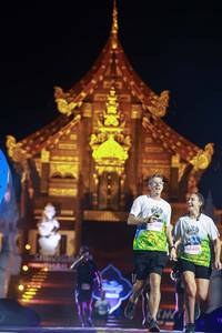 BIB: 420, 421
                            <button type="button" onclick="openModal(22341995)" class="btn btn-primary btn-sm float-right btn-popup" data-toggle="modal" data-target=".modal-high-quality">
                        <i class="fas fa-shopping-cart"></i> Add to Cart
                    </button>
                                            <button type="button" onclick="isThisMe(22341995, true)" class="btn btn-success btn-sm float-right btn-popup btn-isme hidden" data-toggle="tooltip" data-placement="bottom" title="นี่คือรูปของคุณใช่ไหม คลิกที่นี่เพื่อเอาเข้าอัลบั้ม">
                        <i class="fas fa-plus"></i> Add to album
                    </button>
                    <button type="button" onclick="isThisMe(22341995, false)" class="btn btn-warning btn-sm float-right btn-popup btn-isnotme hidden">
                        <i class="fas fa-ban"></i> Remove from album
                    </button>